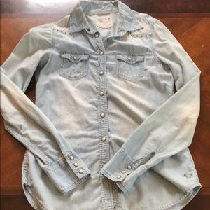 American Eagle denim button up